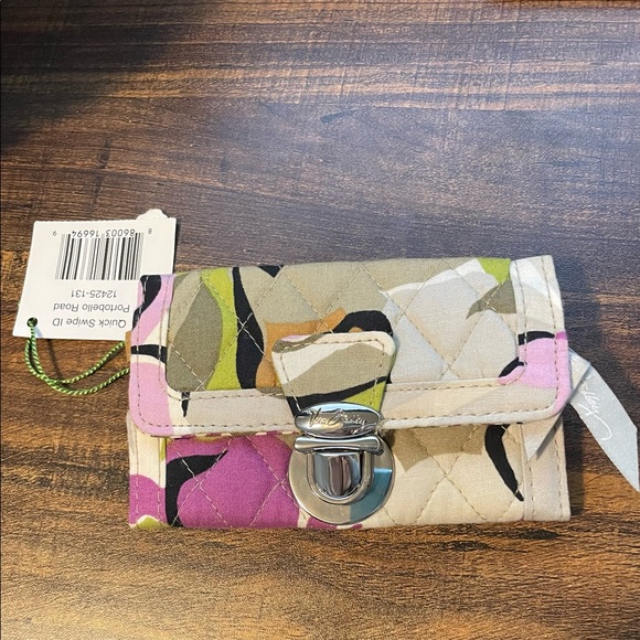 Vera Bradley Wallet - Picture 1 of 3